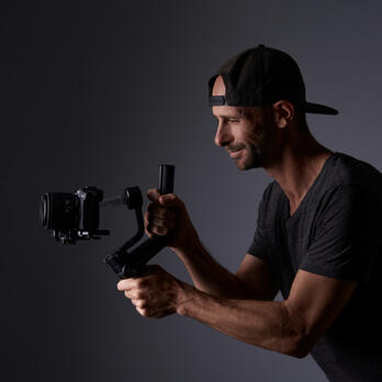 Portrait of Lucas Soucadauch from Slice the Frame is a Videographer and Video Editor based in Algarve Portugal.